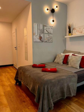 Special 1 Bed room Condo Warszawa Center